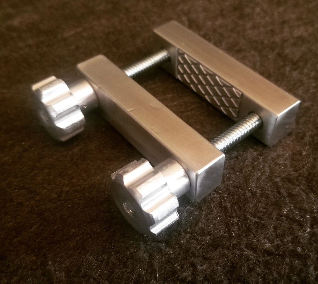 Extreme Adjustable Nipple Clamps in Aluminum