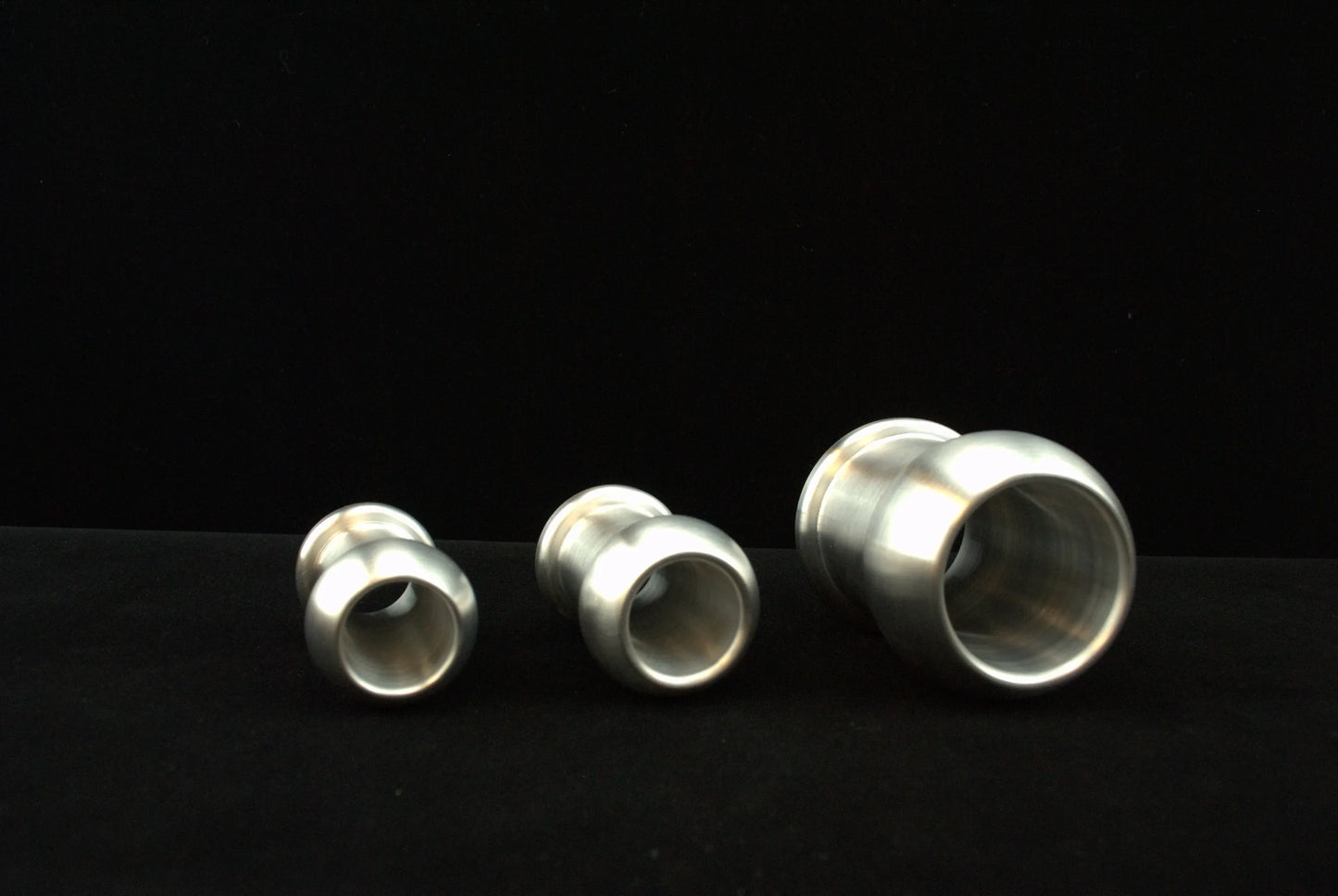 Tunnel Style Anal Plug / Pussy Stretcher in Aluminum Ballistic Metal Tunnel Style Anal Plug / Pussy Stretcher in Aluminum Ballistic Metal