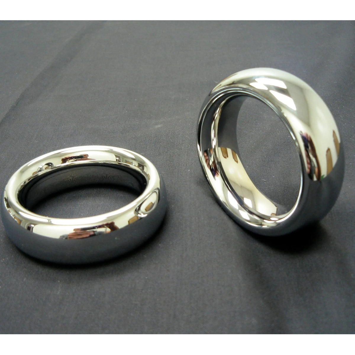Donut Style Cockring in Chrome