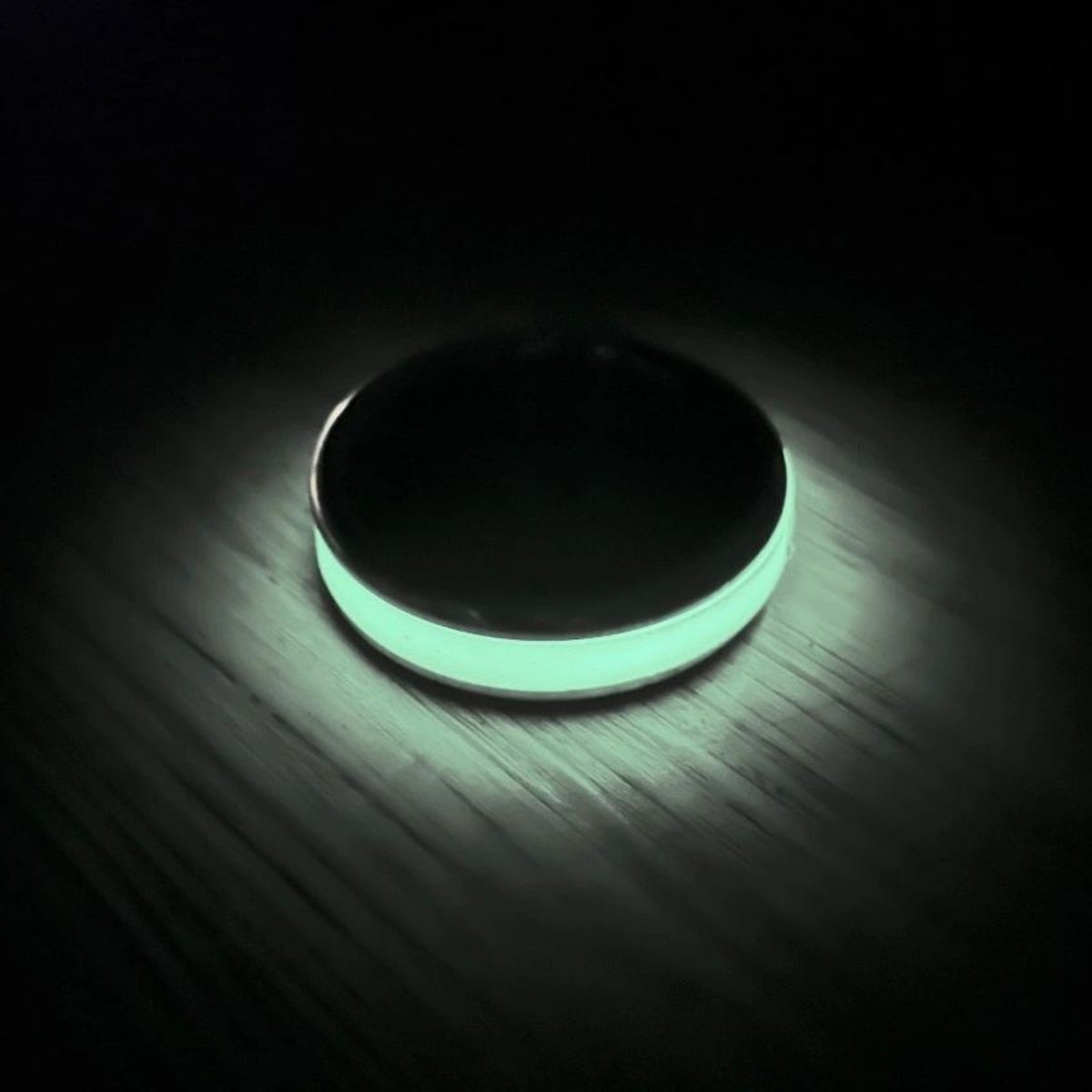 Lumiglo Style Glow in the Dark Glans Ring in Aluminum