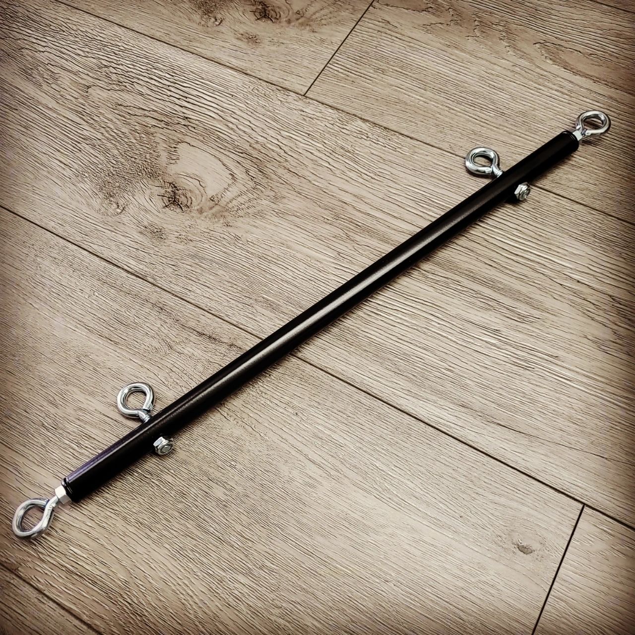 Bondage Spreader Bar with 4 Attachment Points