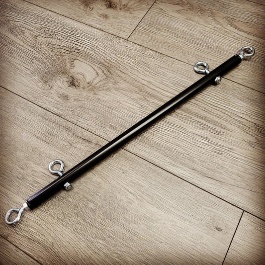 Bondage Spreader Bar with 4 Attachment Points