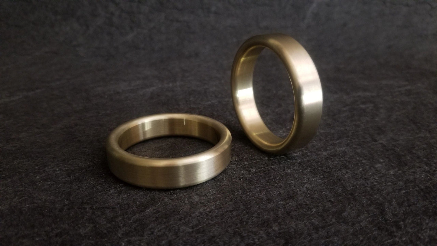 Narrow & Wide Glans Ring in Brass