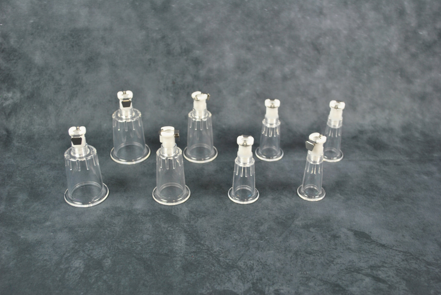 Nipple Pump Sucker Starter Kit with Pumping Handle (8 cylinders incl)