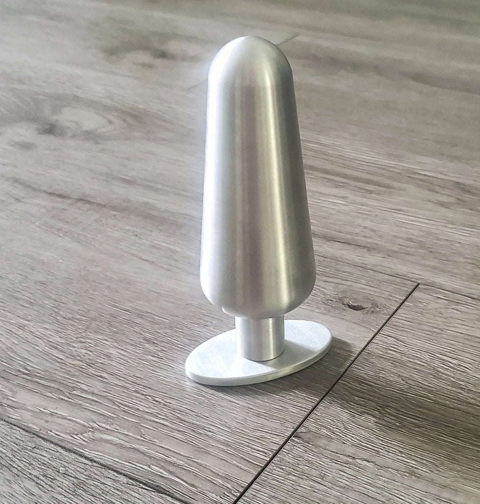 Traditional Tapered Shape Grand Butt Plug Insertable