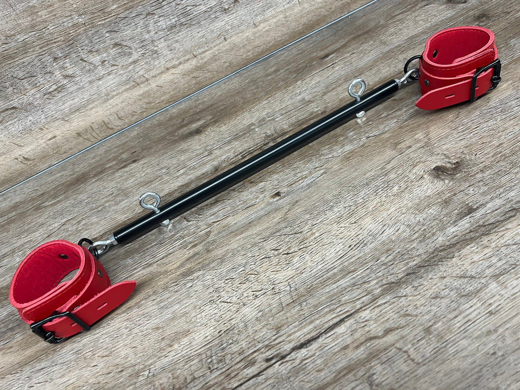 Bondage Spreader Bar with 4 Attachment Points