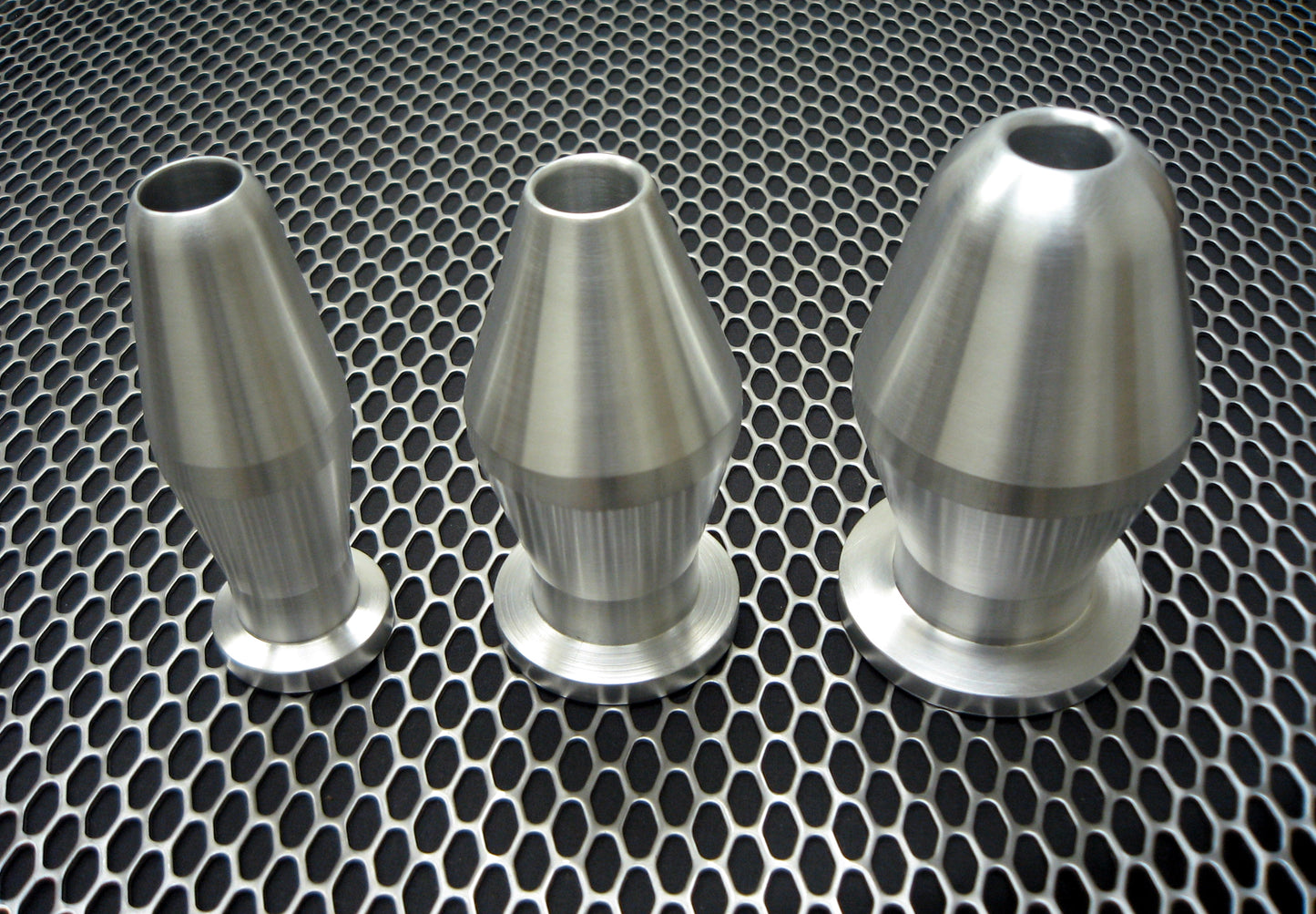 Thru-Hole Butt Plug in Aluminum